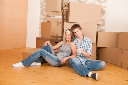 Moving boxes and home removal van for Oakleigh Park house move