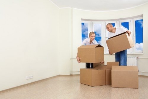 Man and van removals service in Oakleigh Park for local home moving