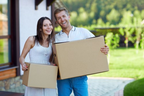 Keyboard navigation and focus visibility on an accessible moving service page